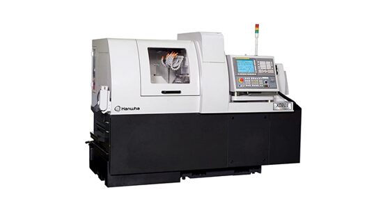 Hanwha XD 20II Sliding Head CNC Lathe